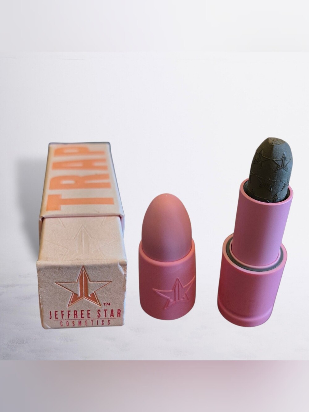 Jeffree Star Cosmetics Velvet Trap Lipstick - Grave Digger (BNIB)